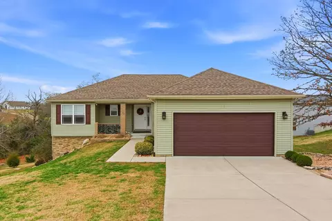 Exterior - 126 Dragonfly Ln, Branson, MO 65616 photo 7 of 9