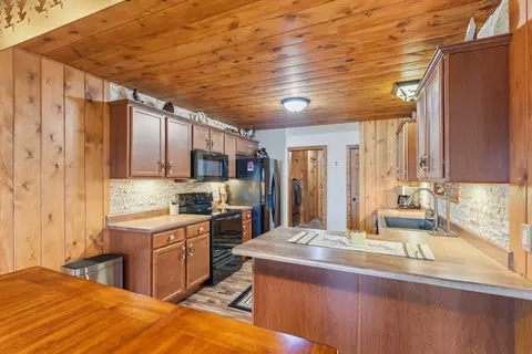 Kitchen - 126 Dragonfly Ln, Branson, MO 65616 photo 6 of 7