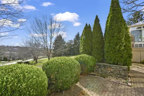 Exterior - 5575 S Castlebay Dr, Springfield, MO 65809 photo 26 of 28