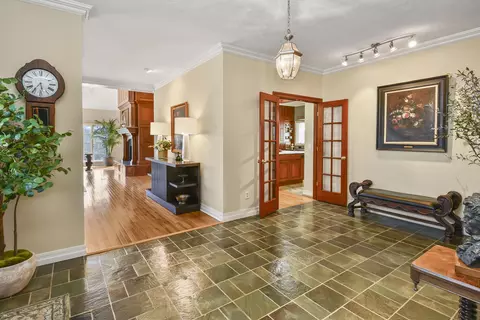 Entry Way - 5575 S Castlebay Dr, Springfield, MO 65809 photo 3 of 13