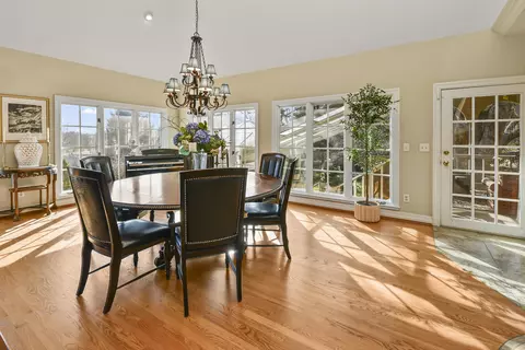 Dining - 5575 S Castlebay Dr, Springfield, MO 65809 photo 2 of 7