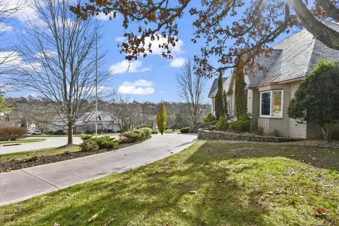 Exterior - 5575 S Castlebay Dr, Springfield, MO 65809 photo 5 of 28