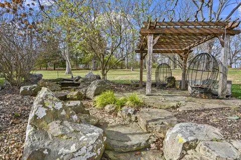 Exterior - 5575 S Castlebay Dr, Springfield, MO 65809 photo 22 of 28
