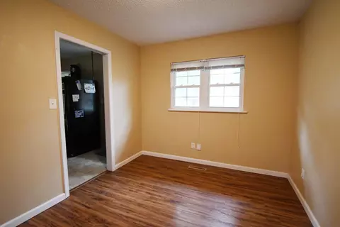3120 W Countryside Dr, Springfield, MO 65807 photo 12