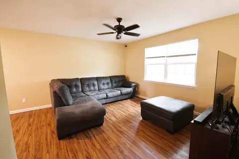 3120 W Countryside Dr, Springfield, MO 65807 photo 8