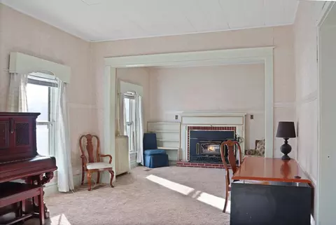 Living - 714 Frisco St, Monett, MO 65708 photo 1 of 3