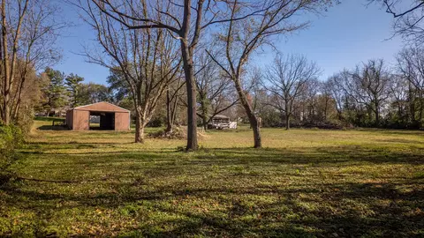 2453 N Albertha Ave, Springfield, MO 65803 photo 19