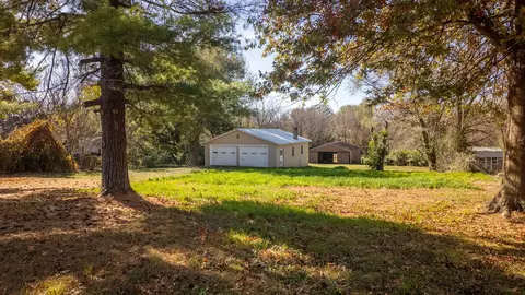 2453 N Albertha Ave, Springfield, MO 65803 photo 5