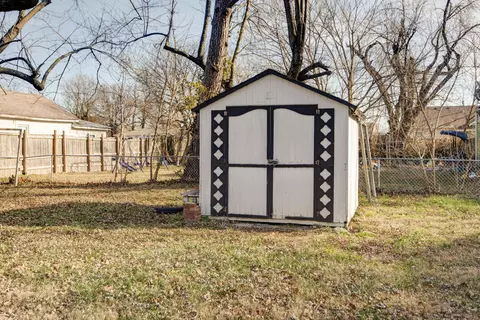 2157 W Phelps St, Springfield, MO 65802 photo 22