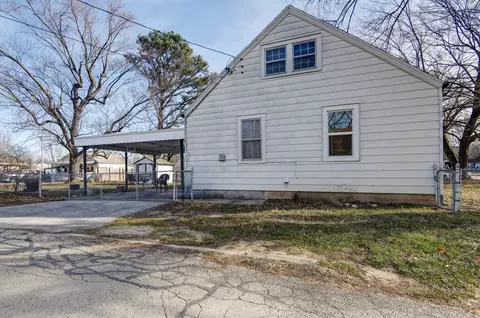 2157 W Phelps St, Springfield, MO 65802 photo 19
