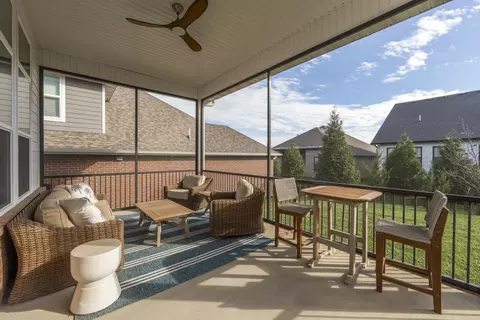 Exterior - 3722 E Woodhue St, Springfield, MO 65802 photo 4 of 8