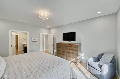 Bedroom - 3722 E Woodhue St, Springfield, MO 65802 photo 5 of 5