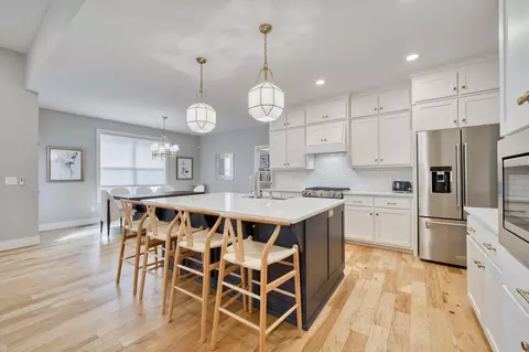 Kitchen - 3722 E Woodhue St, Springfield, MO 65802 photo 1 of 4