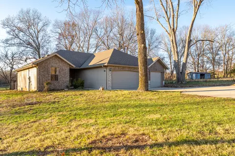 3243 Selmore Rd, Ozark, MO 65721 photo 2