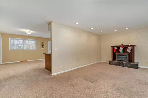 5745 Lakeview Ter, Springfield, MO 65810 photo 7