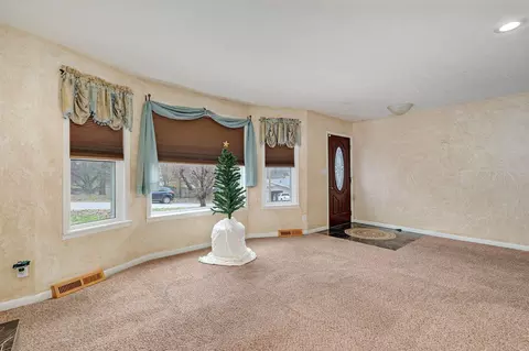 5745 Lakeview Ter, Springfield, MO 65810 photo 8