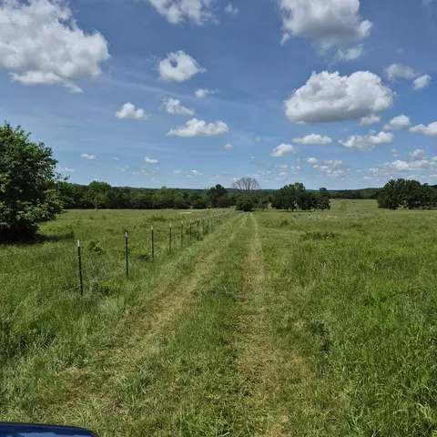 26 Ac Us-160, Greenfield, MO 65661