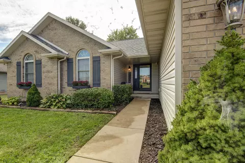 506 Cedar Ln, Willard, MO 65781 photo 2
