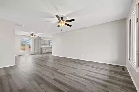 202 N 36th St, Nixa, MO 65714 photo 4