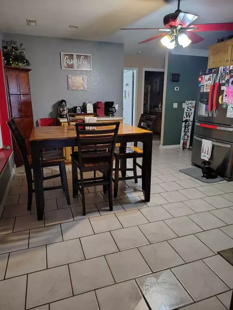 Kitchen - 18197 7th St, Winona, MO 65588 photo 2 of 3