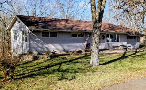 35 Hilltop Ln, Branson, MO 65616