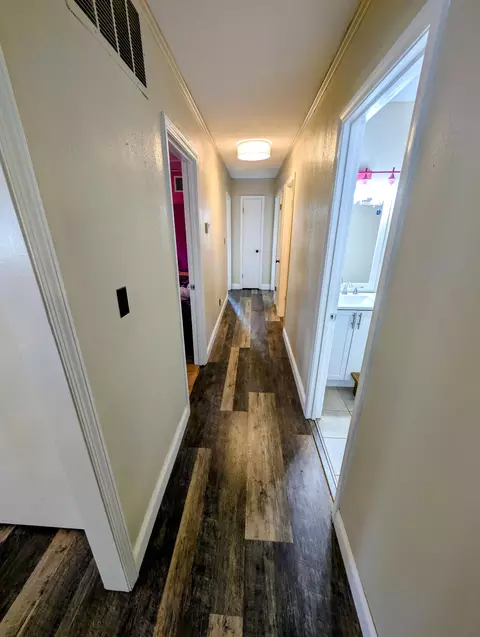 Entry Way - 35 Hilltop Ln, Branson, MO 65616 photo 1 of 2