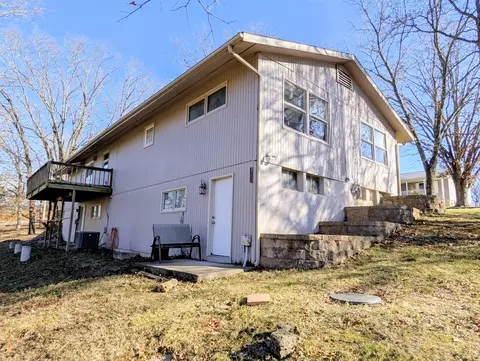 Exterior - 35 Hilltop Ln, Branson, MO 65616 photo 7 of 13