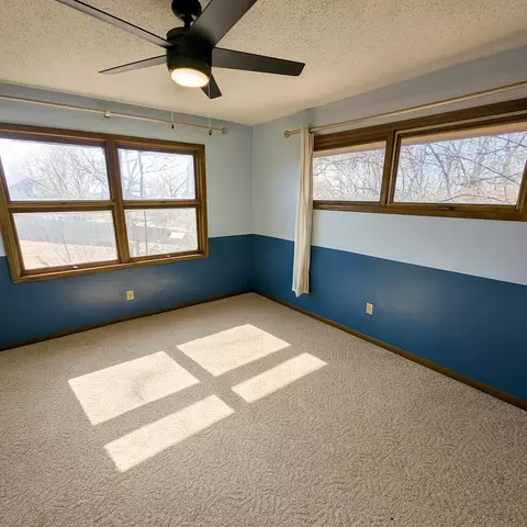 Bedroom - 35 Hilltop Ln, Branson, MO 65616 photo 5 of 9