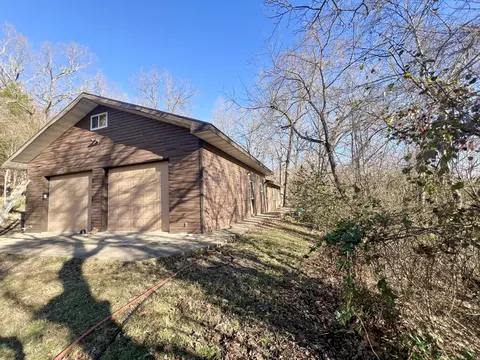 61 Allen Dr, Theodosia, MO 65761