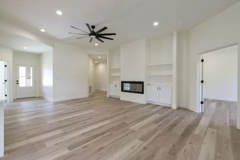 Living - 82 Mountain View Ct, Branson West, MO 65737 photo 4 of 6
