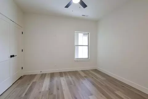 Bedroom - 82 Mountain View Ct, Branson West, MO 65737 photo 5 of 8