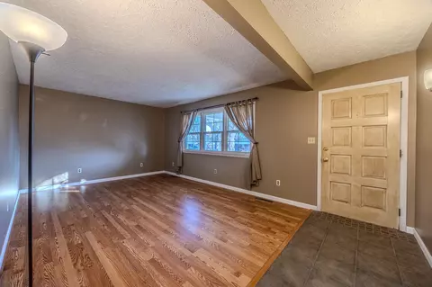 831 Burford St, Marshfield, MO 65706 photo 6