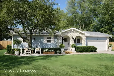 831 Burford St, Marshfield, MO 65706 photo 2