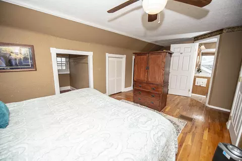 Bedroom - 1352 Elm St, Springfield, MO 65802 photo 3 of 6