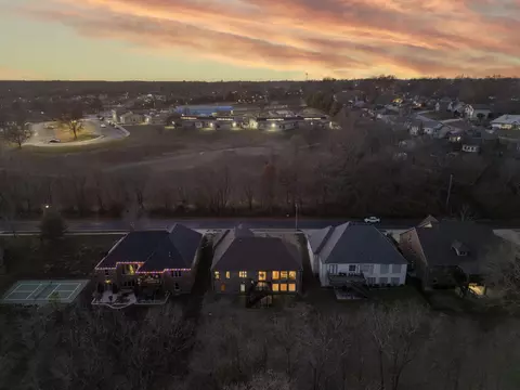 View/Area - 5350 S Parklane Ave, Springfield, MO 65810 photo 6 of 13