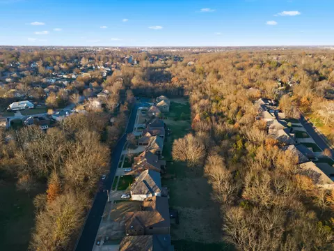 View/Area - 5350 S Parklane Ave, Springfield, MO 65810 photo 11 of 13