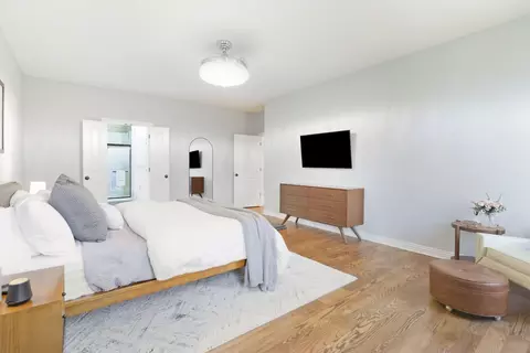 Bedroom - 5350 S Parklane Ave, Springfield, MO 65810 photo 2 of 9
