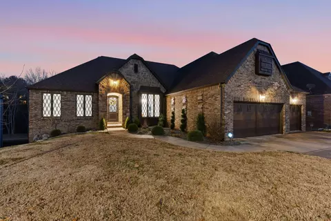 Exterior - 5350 S Parklane Ave, Springfield, MO 65810 photo 15 of 22