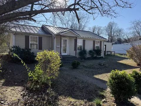 1018 4th St, West Plains, MO 65775