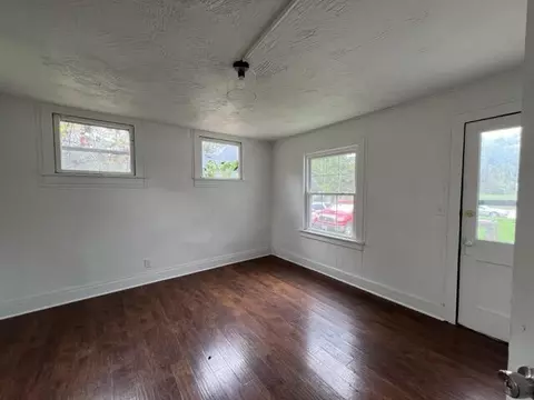 1454 N Sherman Ave, Springfield, MO 65802 photo 5
