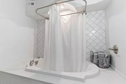 Bath - 1215 N Benton Ave, Springfield, MO 65802 photo 3 of 6