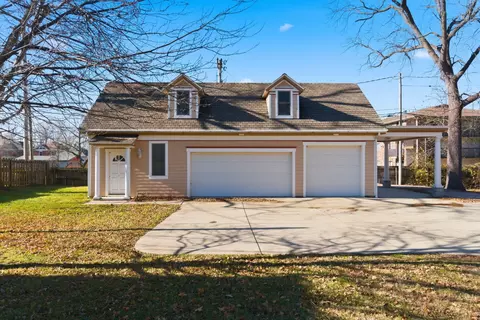 Exterior - 1215 N Benton Ave, Springfield, MO 65802 photo 6 of 8