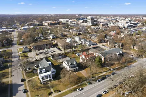 View/Area - 1215 N Benton Ave, Springfield, MO 65802 photo 1 of 6
