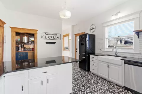 Kitchen - 1215 N Benton Ave, Springfield, MO 65802 photo 3 of 4