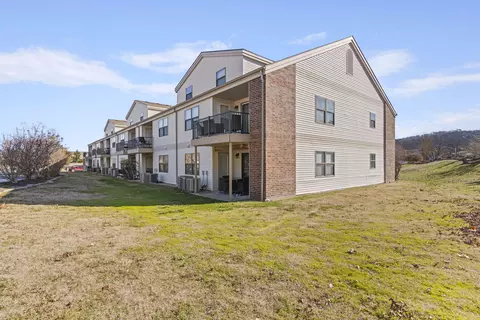 Exterior - 169 Highland Dr #7, Branson, MO 65616 photo 1 of 2