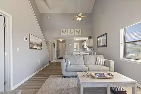 Living - 169 Highland Dr #7, Branson, MO 65616 photo 1 of 2
