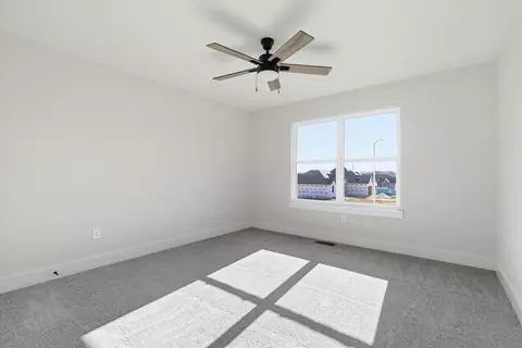 5569 E Wild Horse Dr, Springfield, MO 65802 photo 22