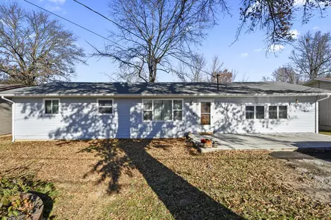 2645 W Woodlawn St, Springfield, MO 65803