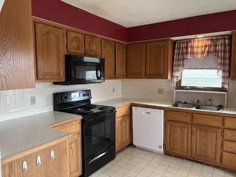 707 S Main St, Willard, MO 65781 photo 7
