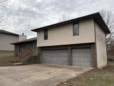 707 S Main St, Willard, MO 65781 photo 3